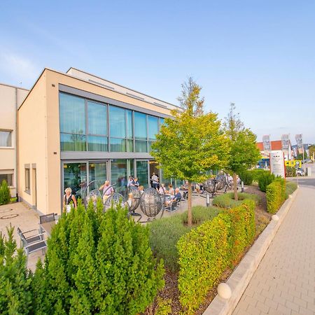 Hotel Nuernberger Hof Neumarkt in der Oberpfalz Bagian luar foto