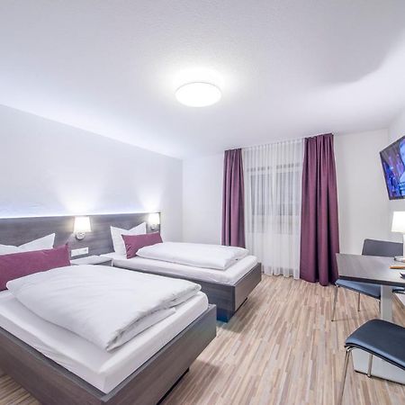 Hotel Nuernberger Hof Neumarkt in der Oberpfalz Bagian luar foto
