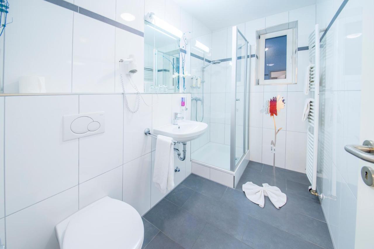 Hotel Nuernberger Hof Neumarkt in der Oberpfalz Bagian luar foto